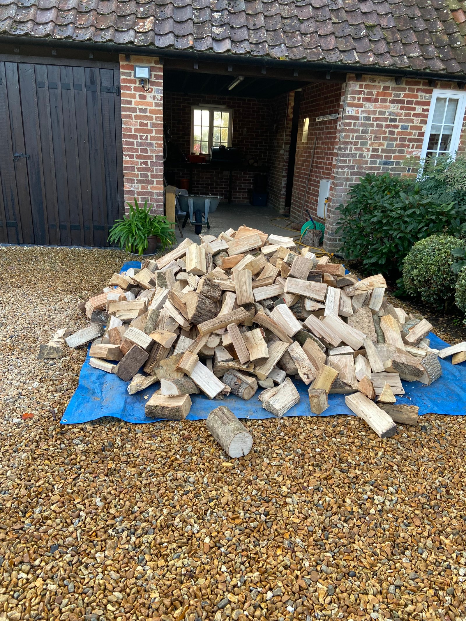 Logs delivered to your door